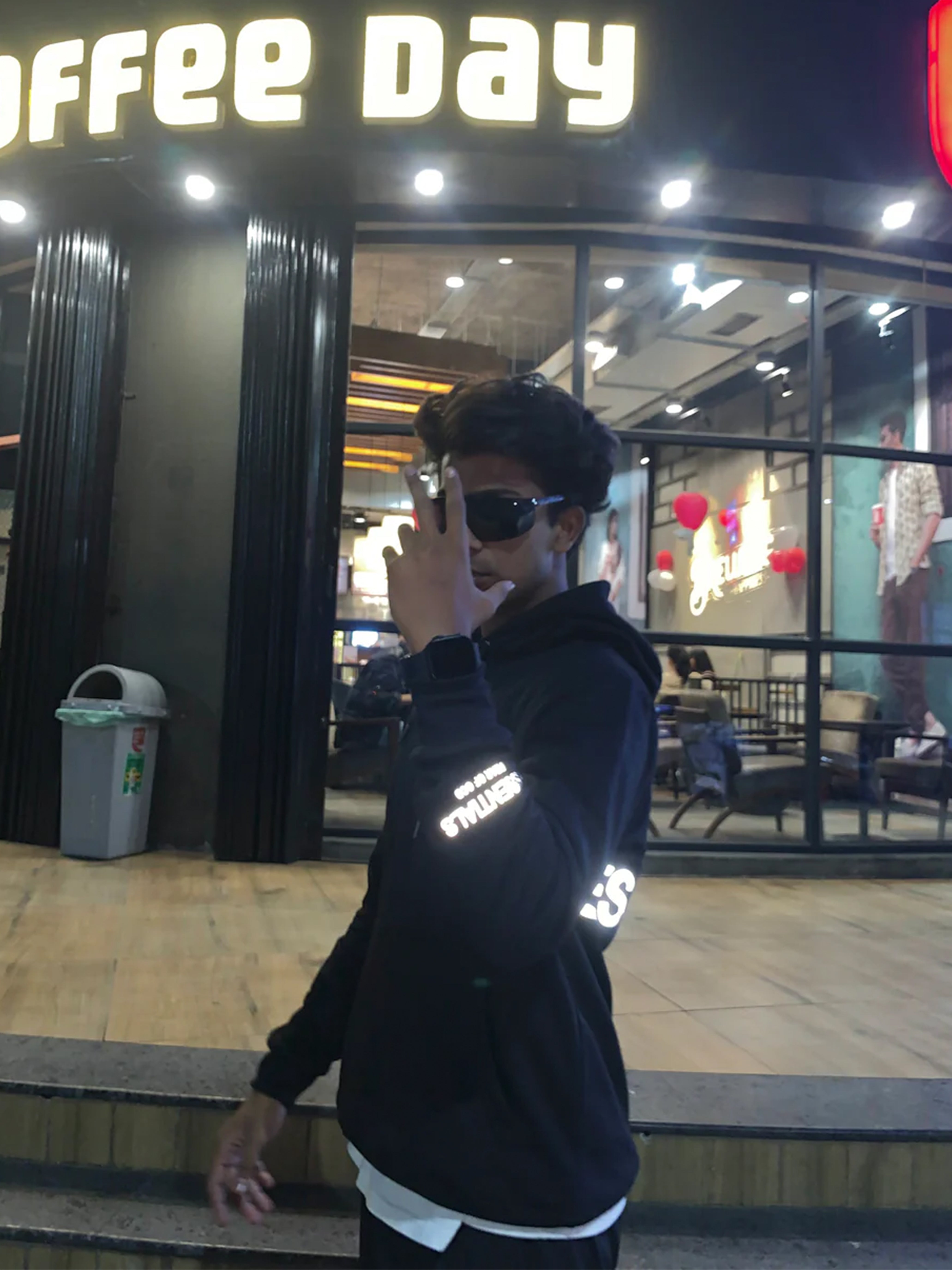 Essential Reflective hoodie